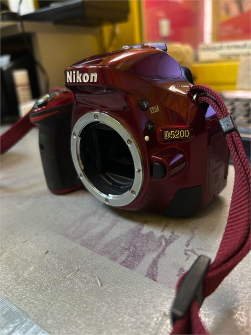 Фотоаппарат Nikon D5200 + объектив Nikon DX AF-S 35mm 890000627016 - фото 935840