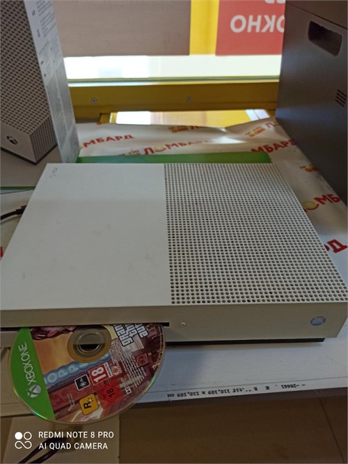 Microsoft Xbox One S 500GB 890000575582 - фото 950925