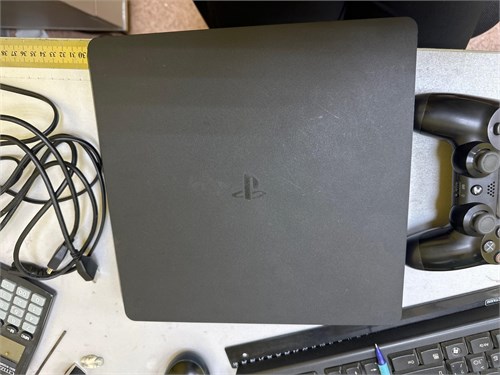 Приставка Sony PlayStation 4 CUH-2208B 1000GB 890000605926 - фото 951088