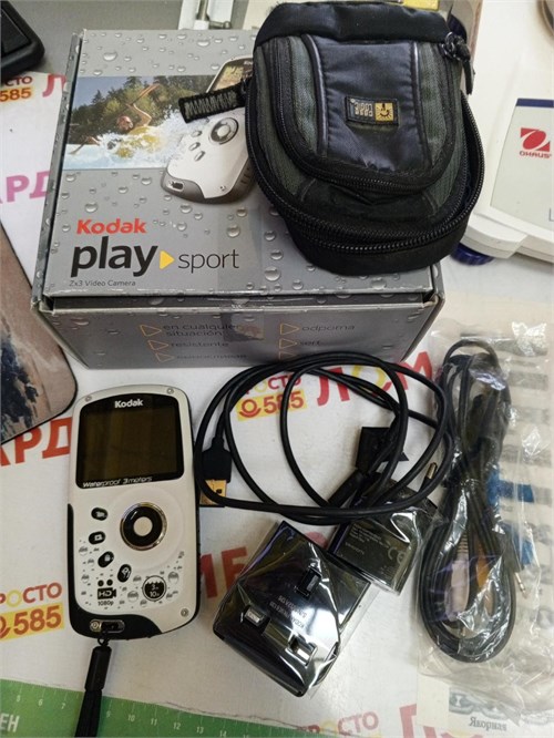 Водонепроницаемая/ противоударная видеокамера Kodak PlaySport Zx3 Video 890000640160 - фото 954437