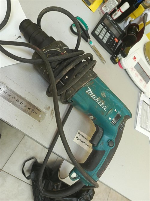 ПЕРФОРАТОР MAKITA HR2470 890000641488