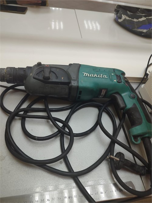 ПЕРФОРАТОР Makita HR2470 890000642204 - фото 958816