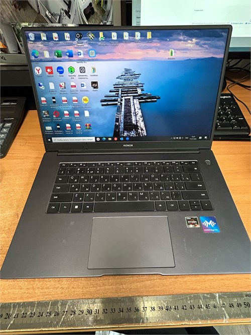 15.6" Ноутбук HONOR MagicBook 15 BMH-WDQ9HN (AMD Ryzen 5 5500U) 890000631122 - фото 964466