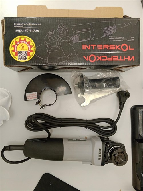 Угловая шлифовальная машина ИНТЕРСКОЛ УШМ-125/750 890000647127
