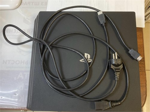 Игровая приставка Sony PlayStation 4 PRO 1000GB CUH-7108B 890000646879