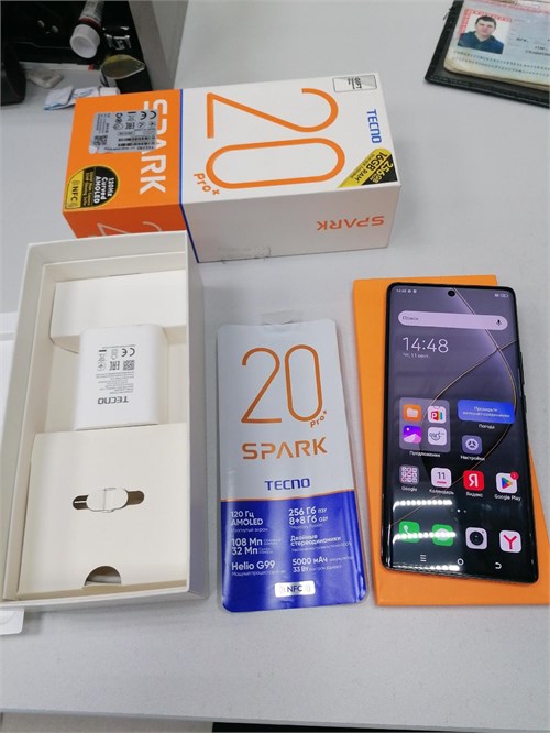 TECNO Spark 20 Pro+ 8/256 890000649230