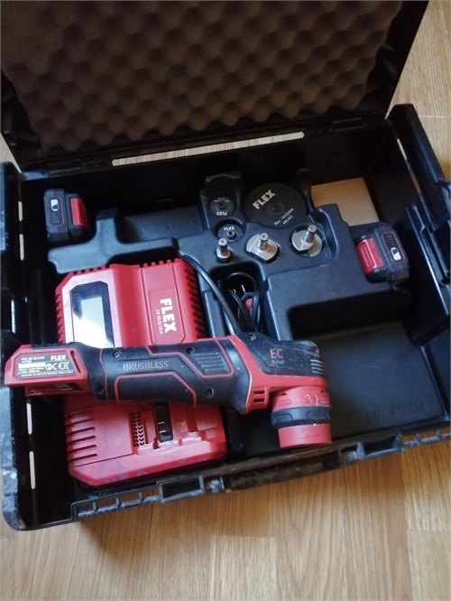 Полировальная машинка Flex PXE 80 10.8-EC/2.5 Set 890000649627