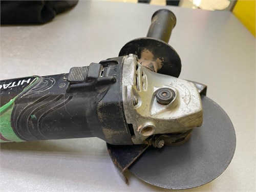 УШМ HITACHI 890000649394