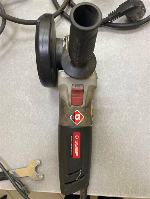 УШМ ЗУБР-125-800 М3 890000649360