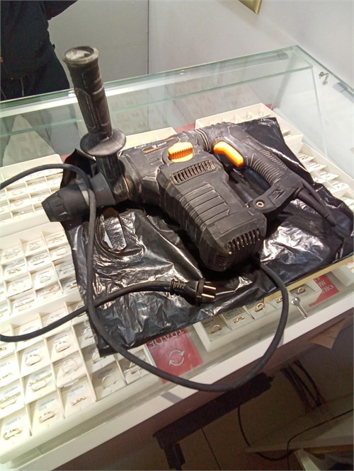 Перфоратор DEKO DKH1600W 890000638058