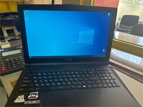 15.6" Игровой ноутбук MSI GL62M 7RD-1673RU (i7 7700HQ GTX 1050) 890000650632