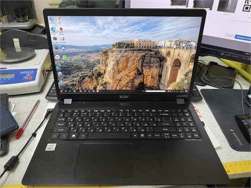 15.6" Ноутбук Acer Extensa 15 EX215-52-31EB (i3 1005G1) 890000654057