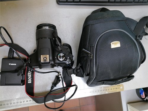 Фотоаппарат CANON EOS 1300D 890000654390