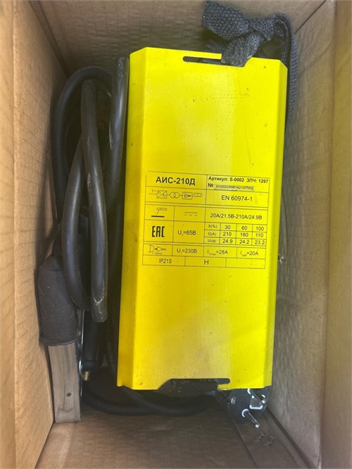 Сварочник АИС-210Д 890000653371