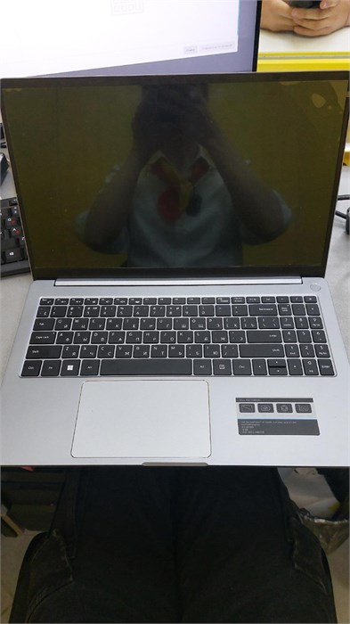 15.6" Ноутбук DEXP Mars P15-I5W300 (i5 12450H) 890000652312
