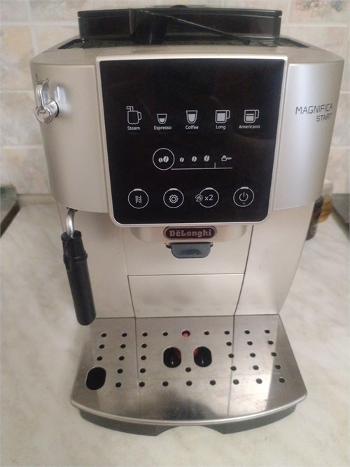 Кофемашина De'Longhi ECAM220.30.SB 890000654181