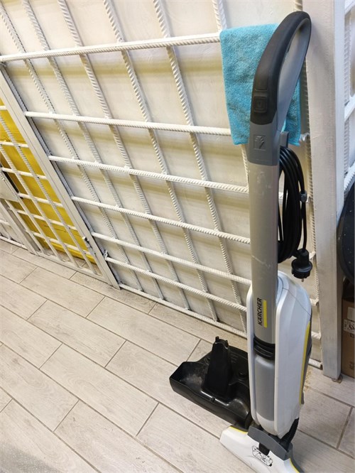 Моющая швабра karcher FC 5 Premium 890000654663