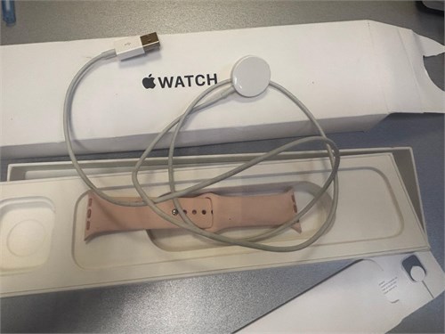 Часы Apple Watch SE 40mm 890000651833