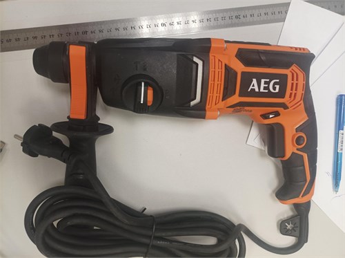 ПЕРФОРАТОР AEG KH 24 IE 890000655013