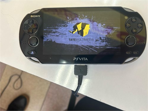 Игровая приставка  Sony PS Vita FAT PCH1108 890000613869