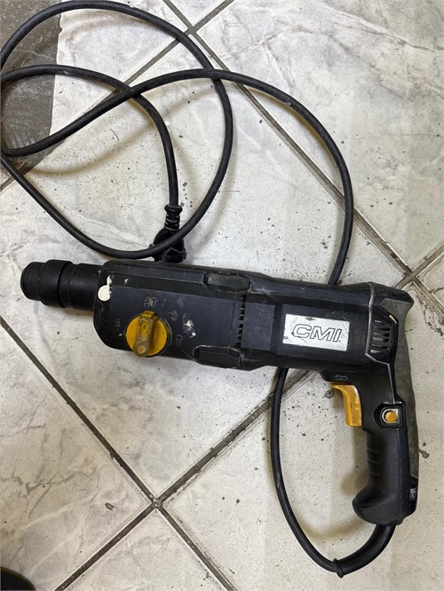 Перфоратор CMI C-BH 1050 B 890000654564