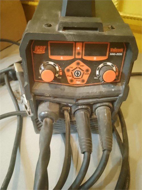 Сварочный аппарат VNIISSOK MIG-205 890000654615
