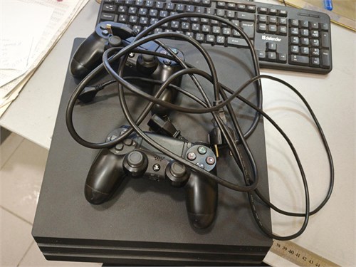 Игровая приставка Sony PlayStation 4 Pro 1TB 890000650052
