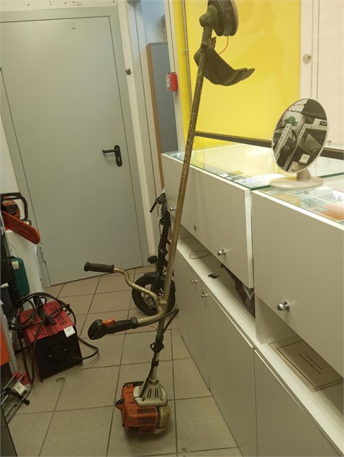 Триммер бензиновый STIHL FS 250 890000655378