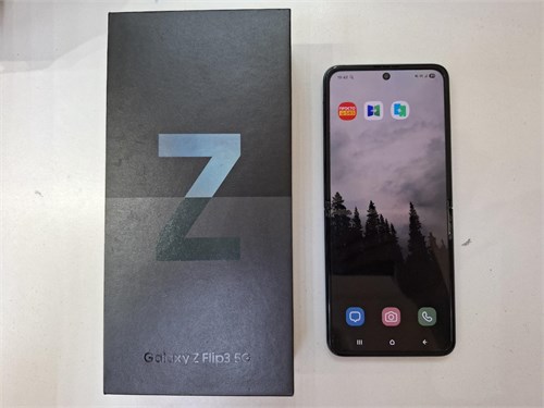 SAMSUNG GALAXY Z FLIP 3 5G 8/128 ГБ 890000657425