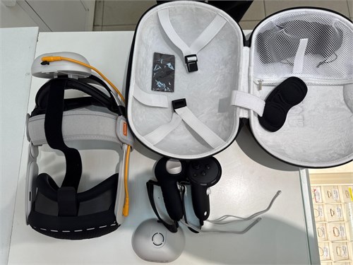 Очки виртуальной реальности Oculus Quest 3 890000658534