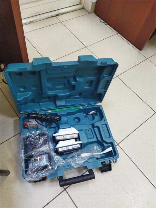 Аккумуляторная дрель-шуруповерт Makita DF457D 890000599923