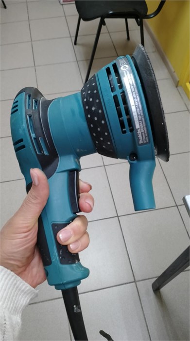 Эксцентриковая шлифмашина Makita BO5041 890000658070