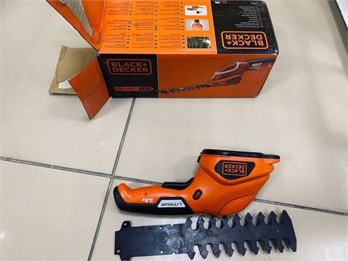 Аккумуляторные ножницы Black+Decker GSL300 890000659873