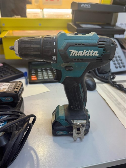 ДРЕЛЬ-ШУРУПОВЕРТ MAKITA DF333D 890000660593