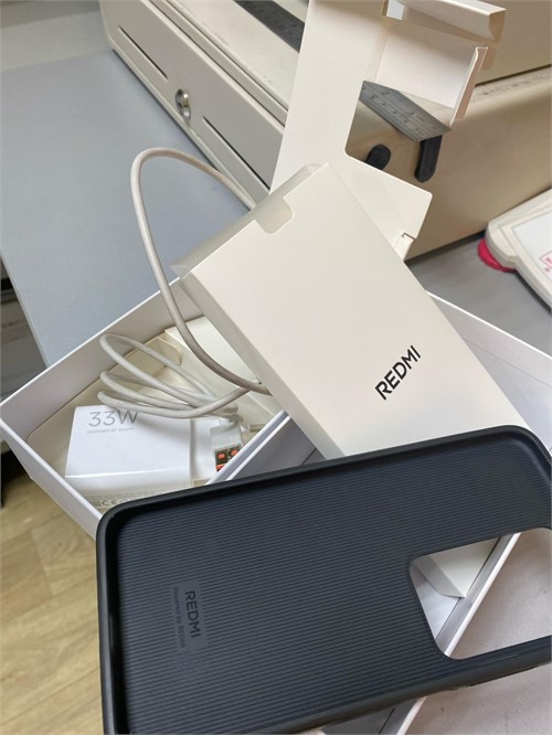 Xiaomi Redmi 15 6/128 ГБ 890000660427