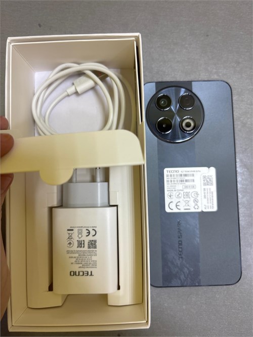 TECNO SPARK 30 PRO 8/256 ГБ 890000660272