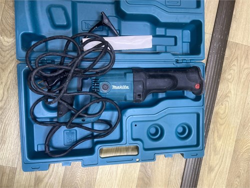 Сабельная Makita JR3050T 890000661740
