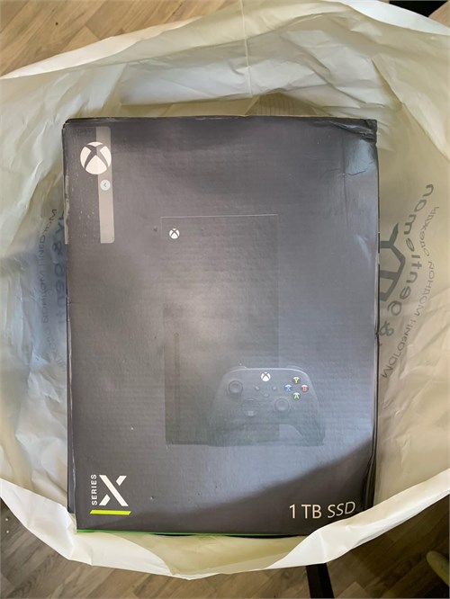 Игровая приставка Microsoft Xbox Series X 890000642128