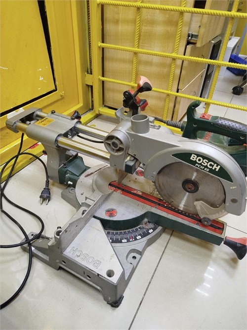 Торцовка BOSCH PCM 8 S 890000664715