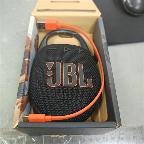 Портативная колонка JBL Clip 5 890000666241