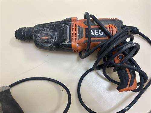 Перфоратор AEG KH 24 IE 890000666958