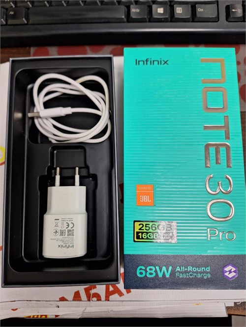 INFINIX NOTE 30 PRO 8/256GB 890000665324