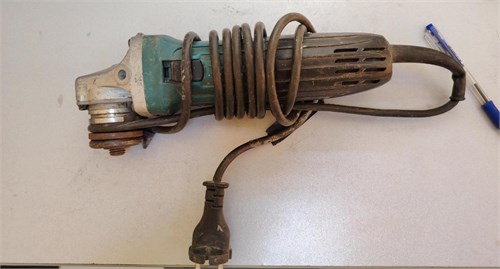 Ушм Makita GA5030 890000664614