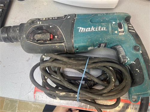 ПЕРФОРАТОР MAKITA HR2470 890000671674