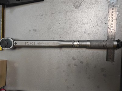 Динамометрический ключ Force 6474470 890000660368