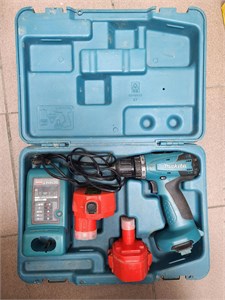 Аккумуляторная дрель-шуруповерт Makita 6281D 890000670938