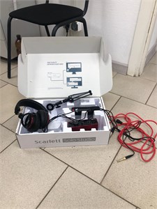 Комплект для звукозаписи FOCUSRITE Scarlett Solo Studio 2nd Gen 890000672958