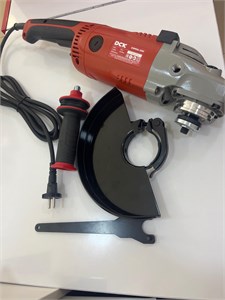 УШМ DCK KSM06-230 890000671183