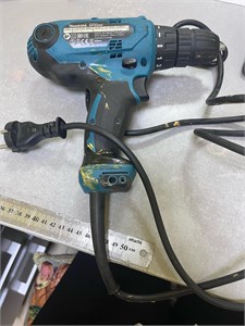 Дрель-шуруповерт Makita DF0300 890000668494