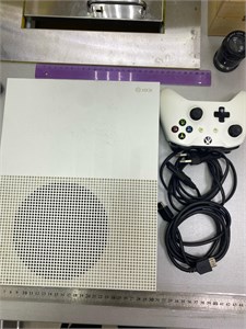 Игровая приставка Microsoft XBOX One S (1681) 890000676156